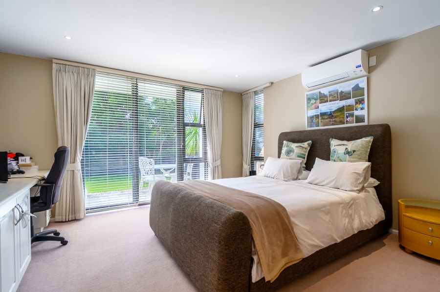 4 Bedroom Property for Sale in Steenberg Golf Estate Western Cape